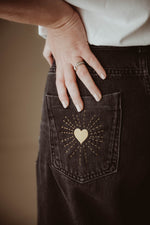 Load image into Gallery viewer, Kintsewing workshop: Creative Life 2026
